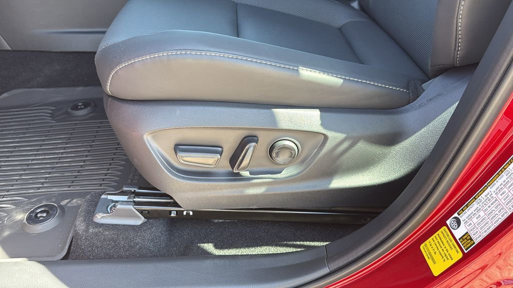 New 2026 Toyota Crown Platinum image 10