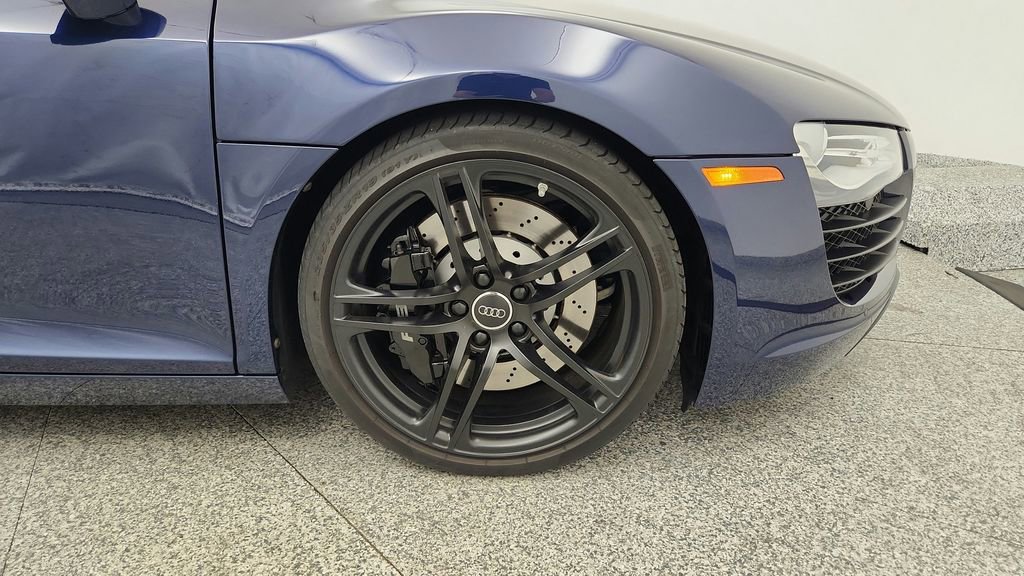 Used 2008 Audi R8 V8 image 19