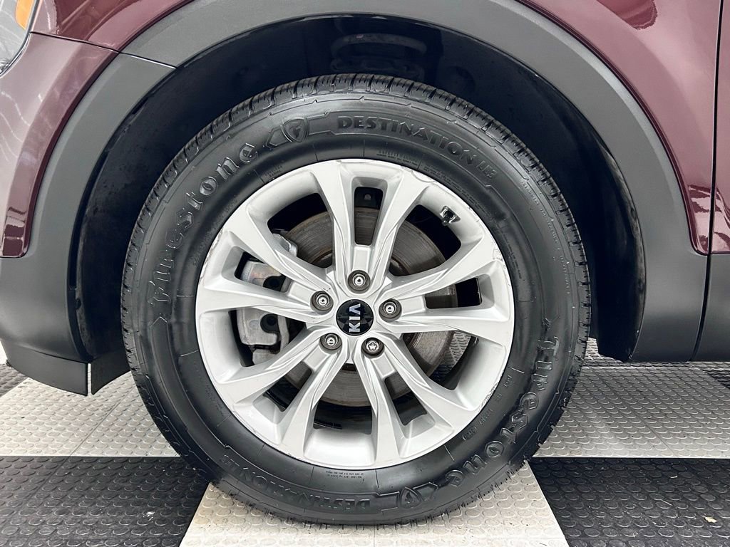 Used 2020 Kia Telluride LX image 8