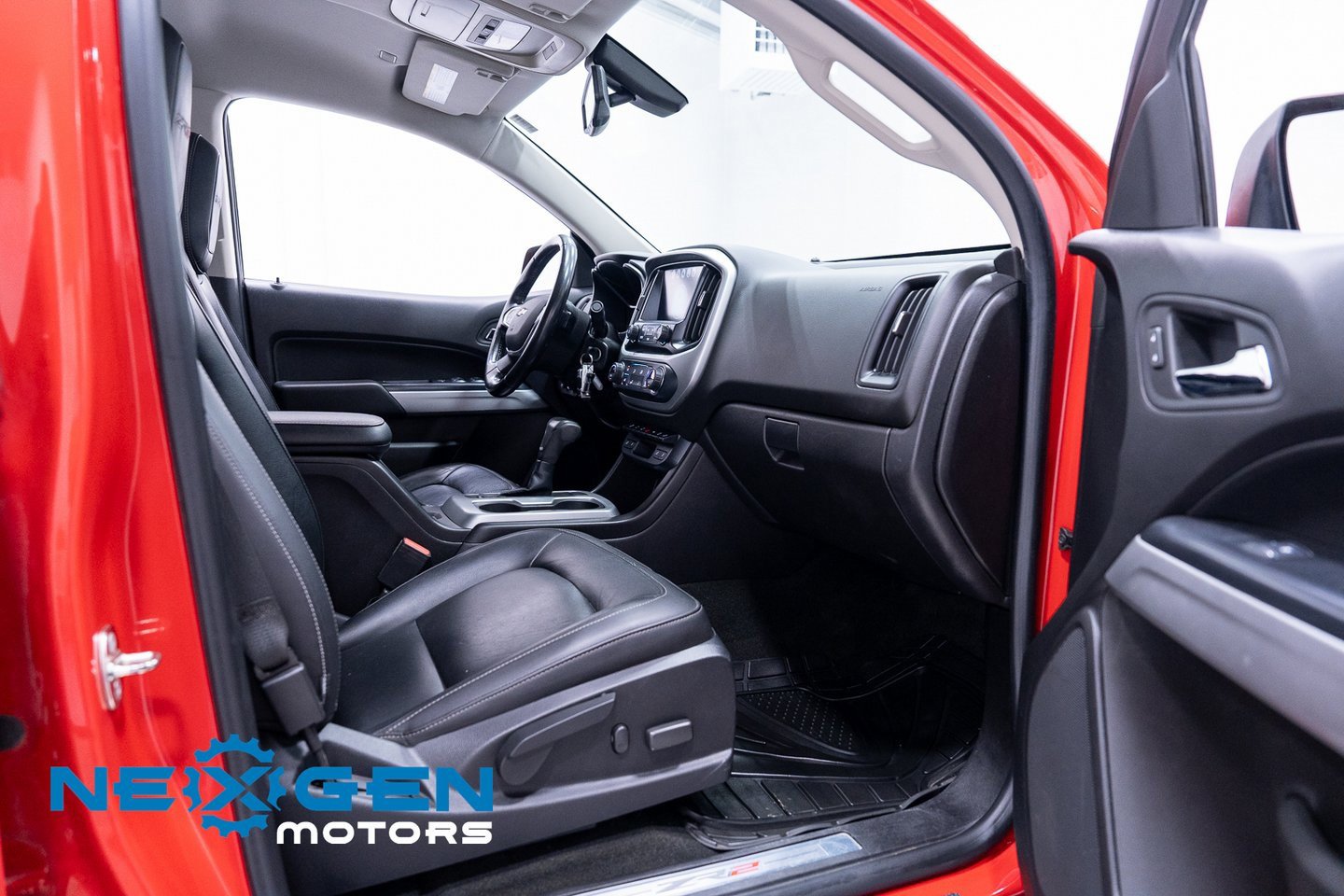 Used 2018 Chevrolet Colorado ZR2 image 46