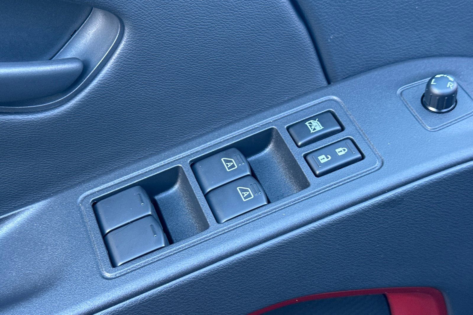 New 2026 Nissan Frontier PRO-4X w/ Pro Premium Package image 13