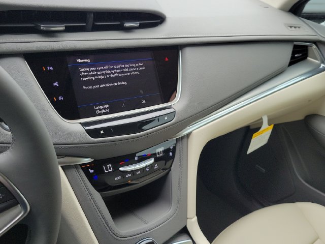 New 2026 Cadillac XT5 Premium Luxury w/ LPO, ONYX Package AWD/4WD image 10