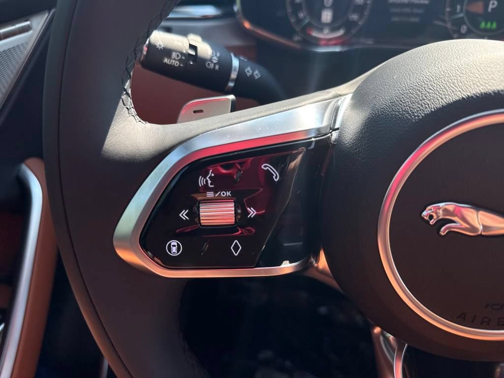 New 2026 Jaguar F-PACE R-Dynamic S AWD/4WD image 20