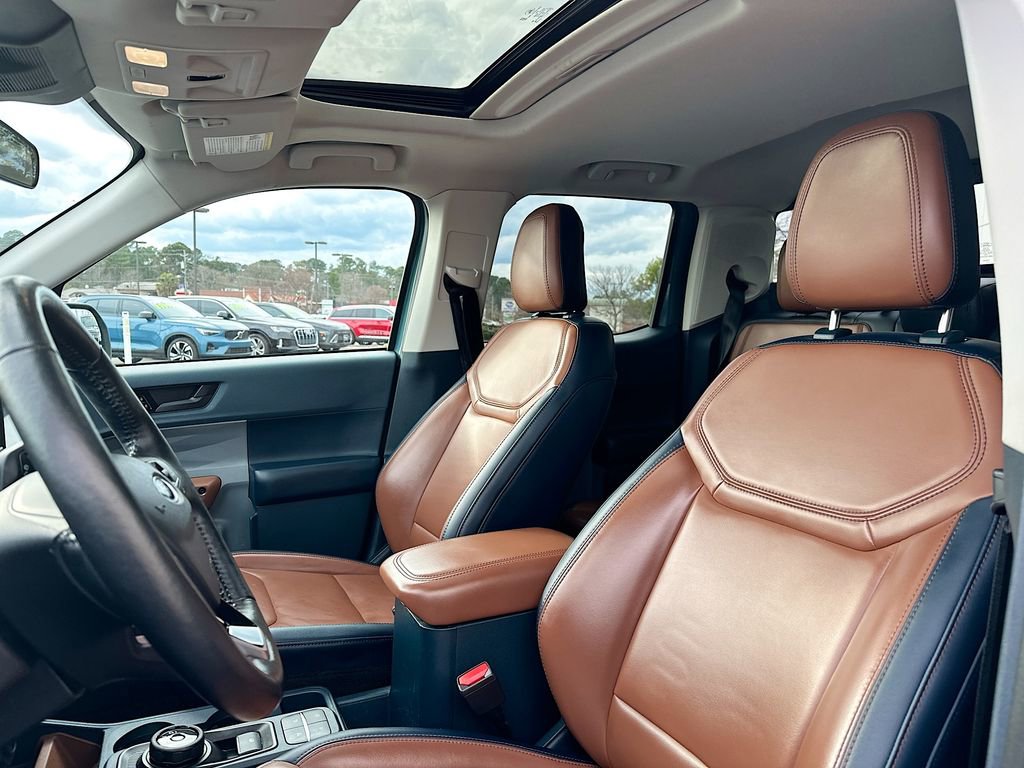 Used 2022 Ford Maverick Lariat w/ Lariat Luxury Package image 8