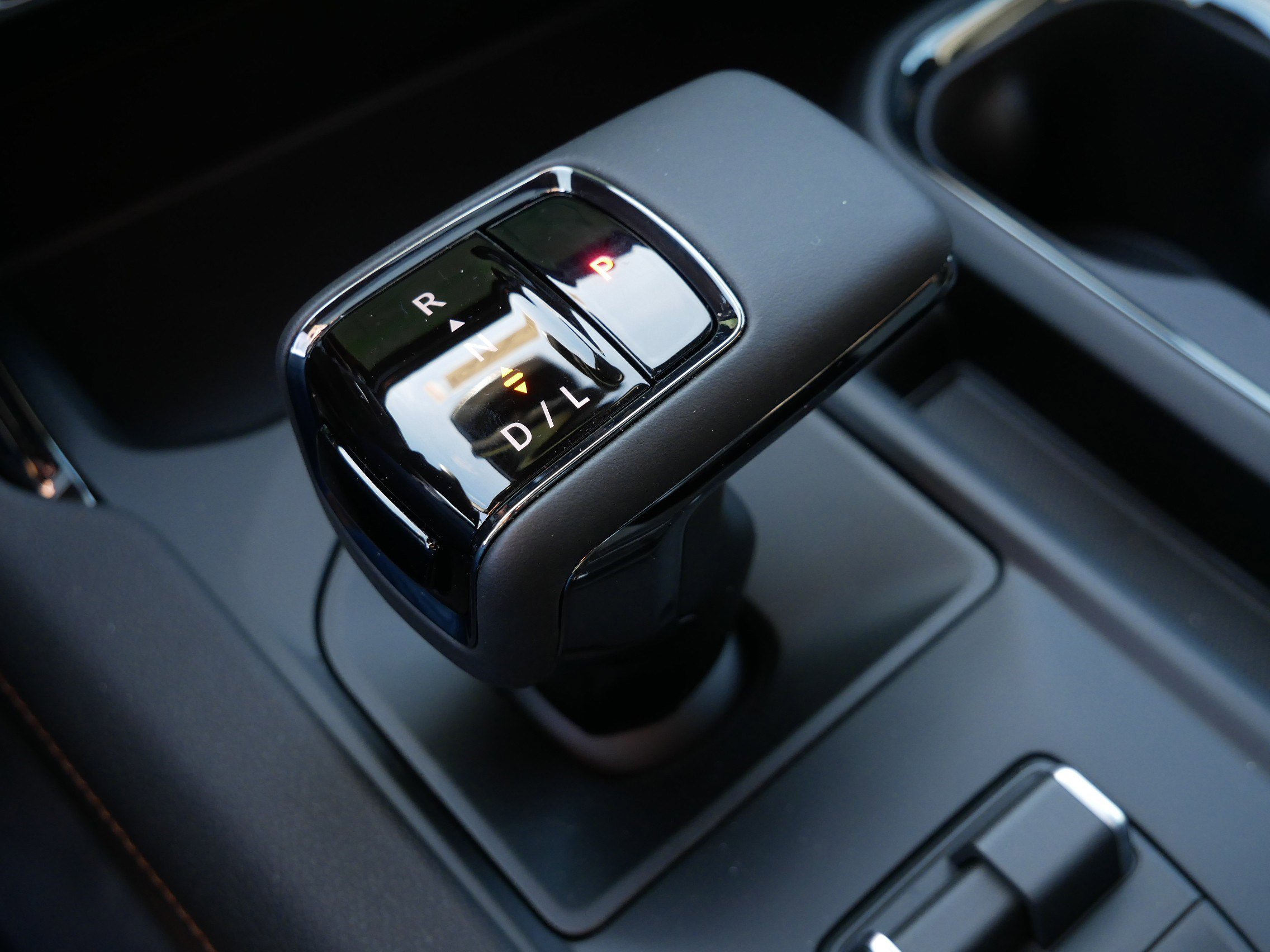 New 2026 GMC Sierra 1500 AT4 w/ Technology Package image 9