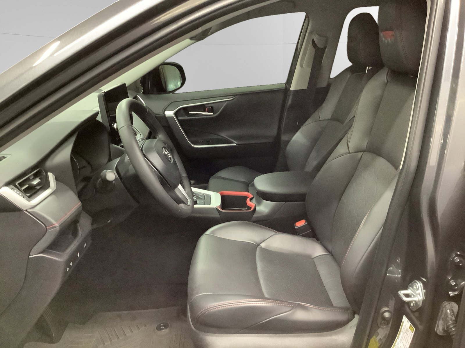 Certified 2024 Toyota RAV4 TRD Off-Road image 9