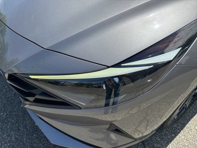 Certified 2023 Hyundai Elantra SEL w/ Convenience Package FWD image 27