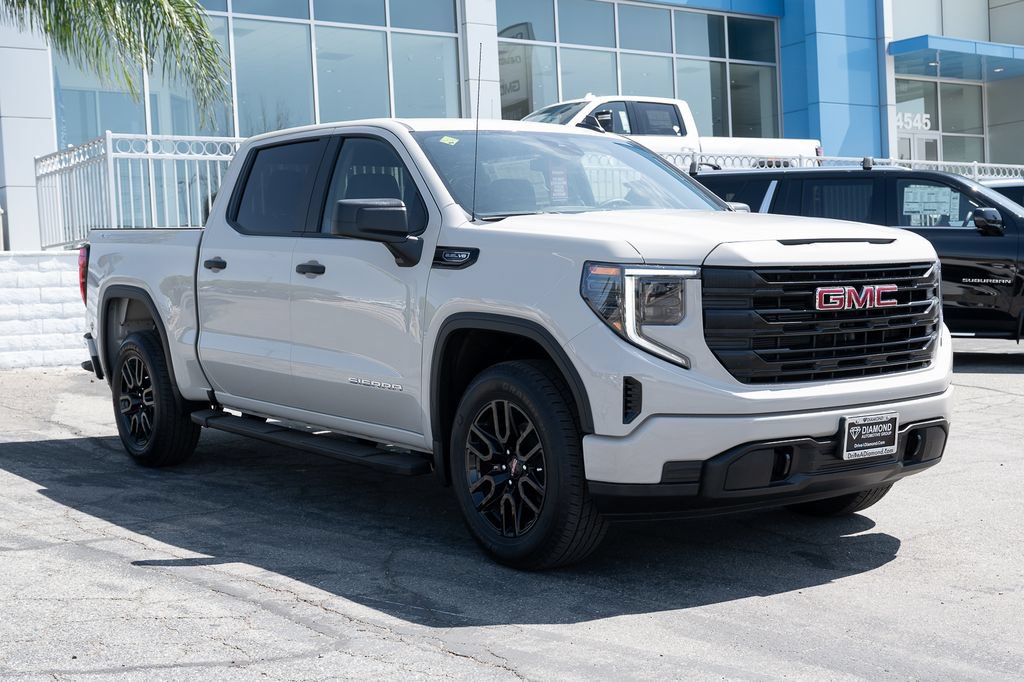 New 2026 GMC Sierra 1500 Pro w/ Graphite Edition AWD/4WD image 9