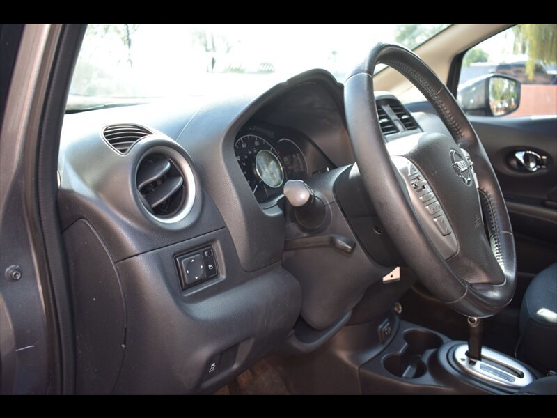 Used 2019 Nissan Versa Note SV image 19