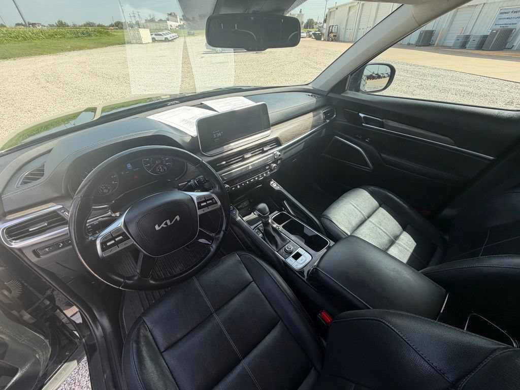 Used 2022 Kia Telluride EX w/ EX Premium Package AWD/4WD image 12