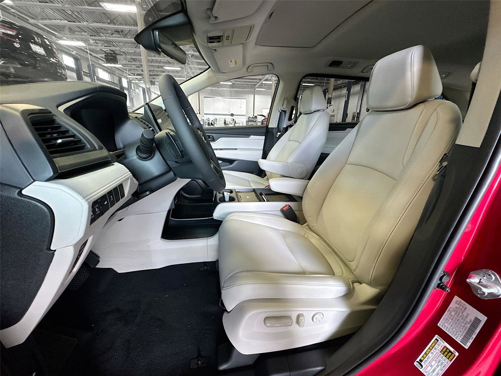 New 2026 Honda Odyssey EX-L image 5