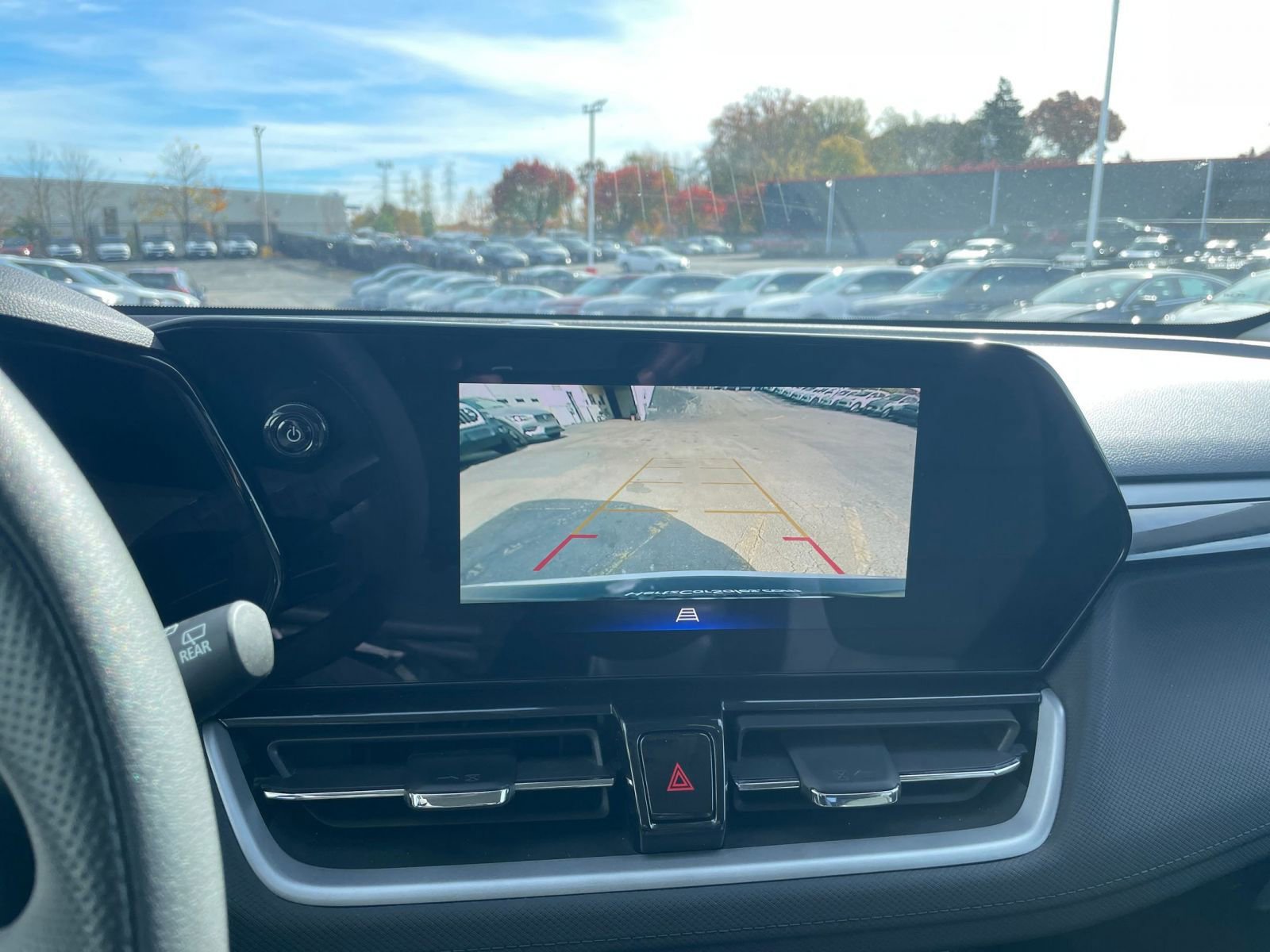 Used 2025 Chevrolet TrailBlazer LT image 17