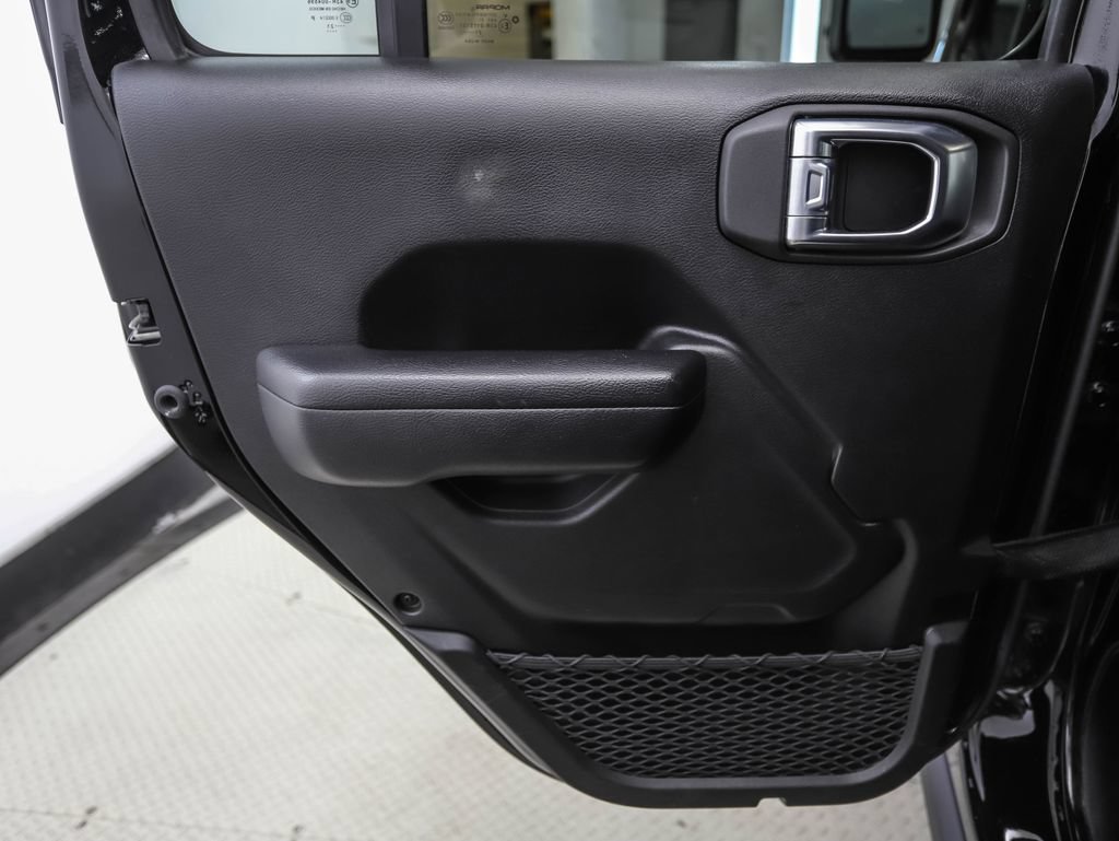 Used 2021 Jeep Wrangler Unlimited Sport AWD/4WD image 20
