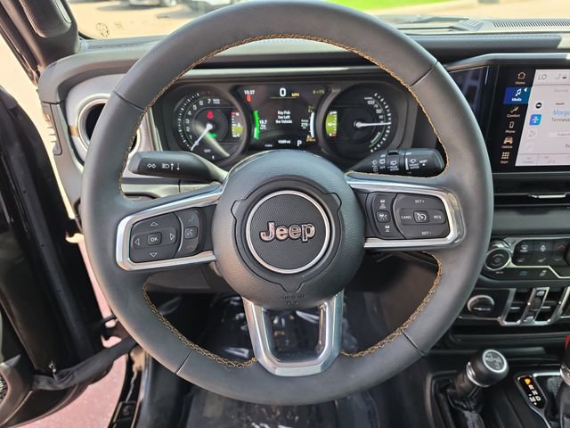 Used 2024 Jeep Wrangler Unlimited Sahara image 14