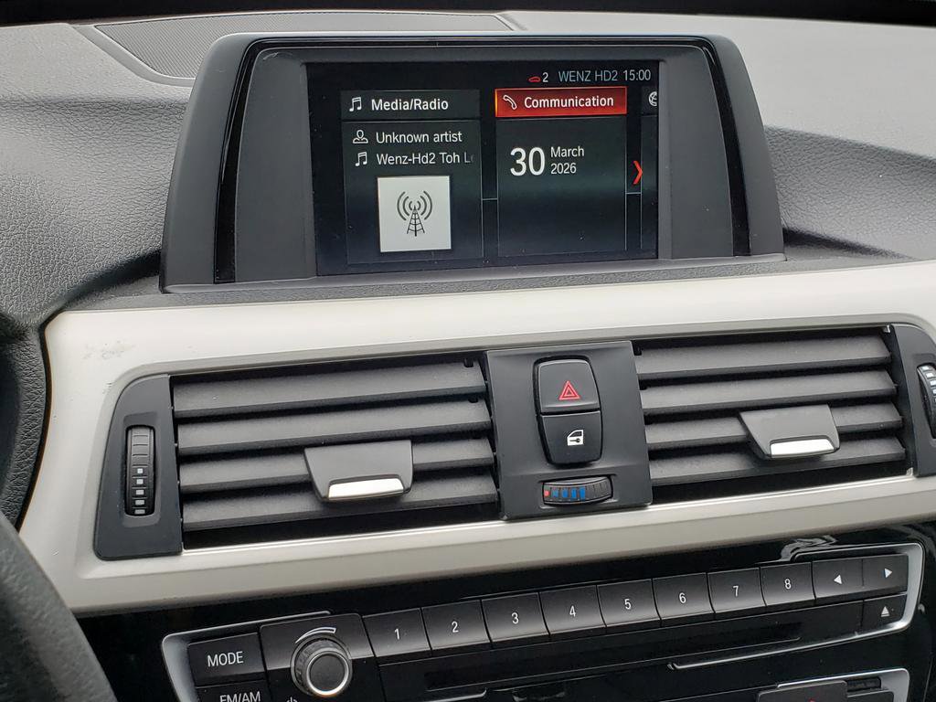 Used 2018 BMW 320i xDrive Sedan image 21