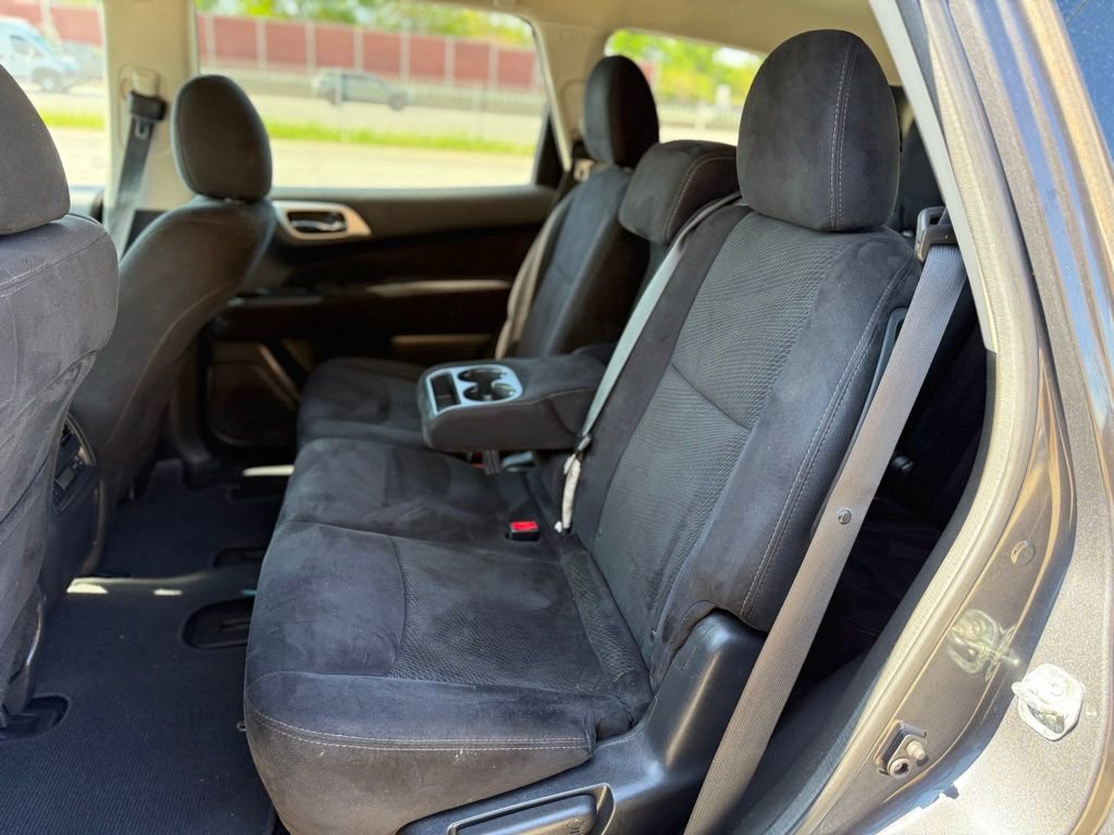 Used 2014 Nissan Pathfinder S AWD/4WD image 19