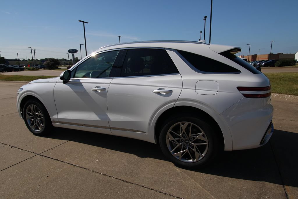 Used 2024 Genesis GV70 2.5T w/ Advanced Package AWD/4WD image 17