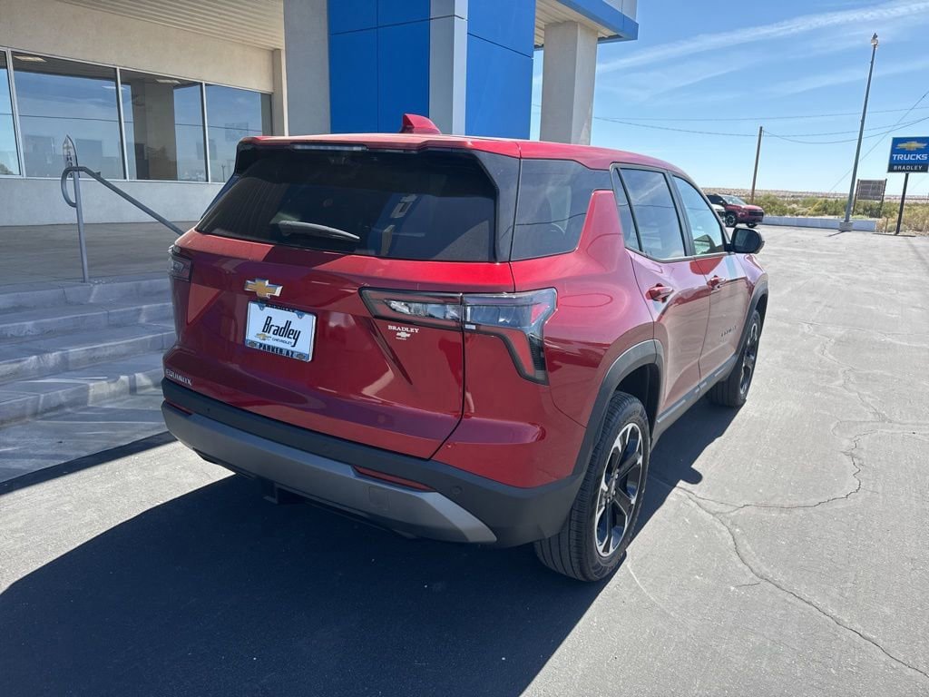 New 2026 Chevrolet Equinox LT w/ Convenience Package II FWD image 5