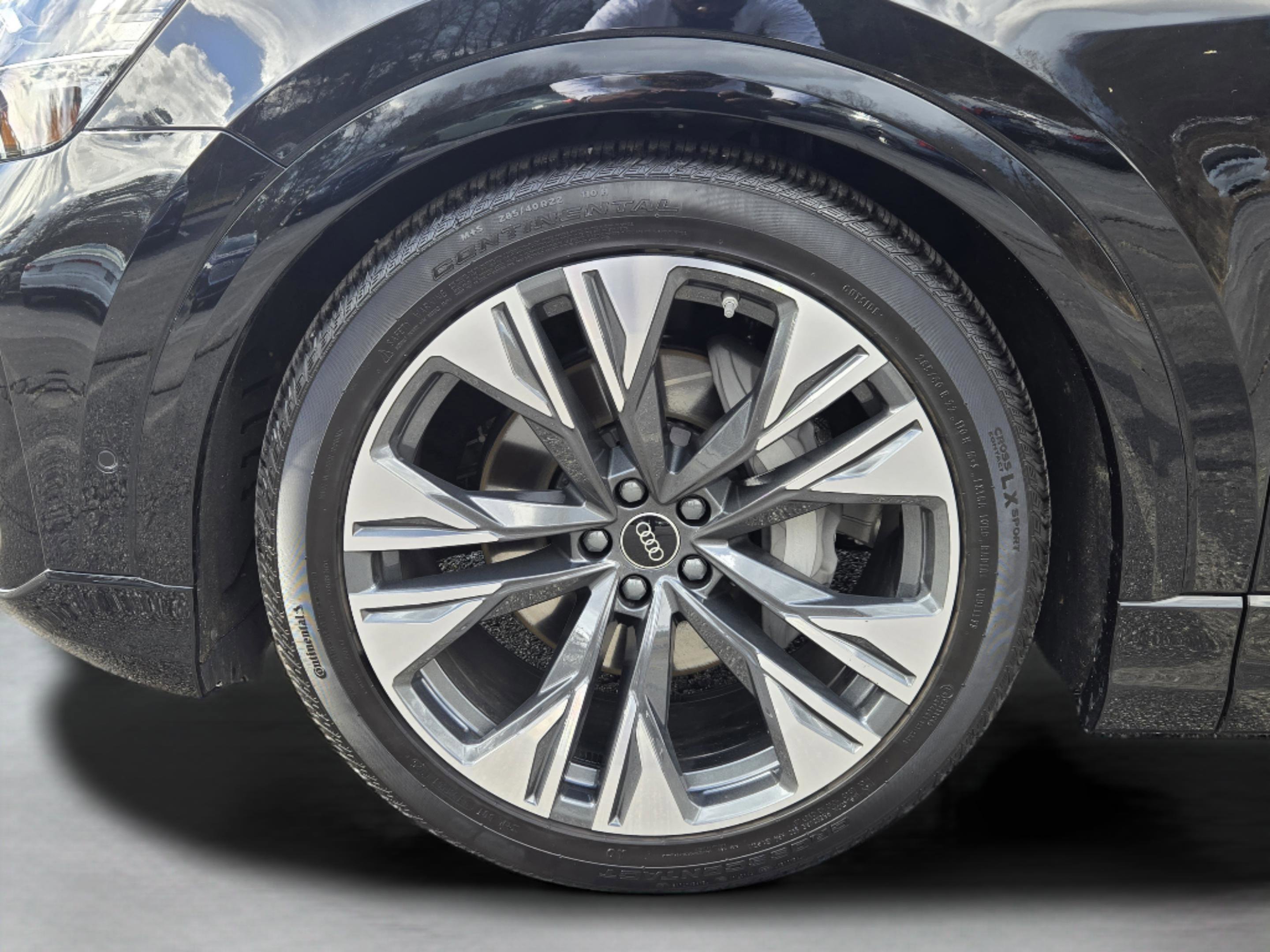 Used 2026 Audi Q8 Prestige w/ Prestige Package image 36