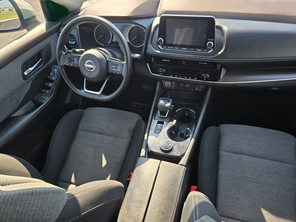 Used 2022 Nissan Rogue SV AWD/4WD image 16