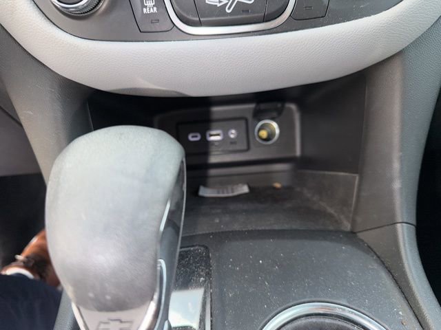 Used 2024 Chevrolet Equinox LS w/ LS Convenience Package image 46