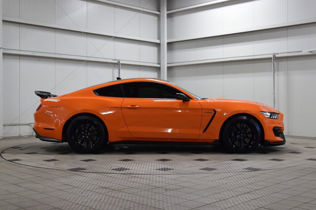 Used 2020 Ford Mustang Shelby GT350 w/ Technology Package RWD image 9