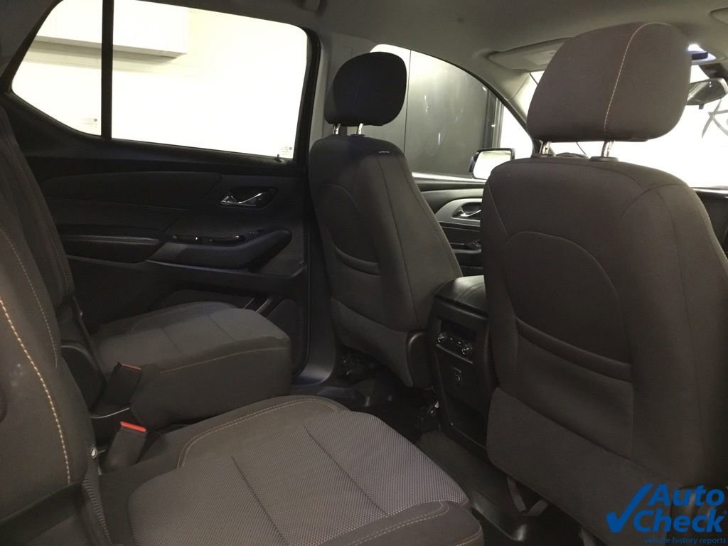 Used 2018 Chevrolet Traverse LT image 35