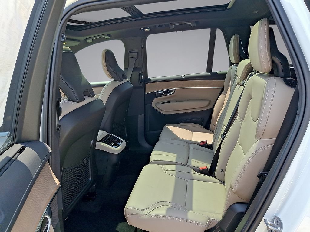 New 2026 Volvo XC90 B6 Ultra w/ Protection Package AWD/4WD image 19