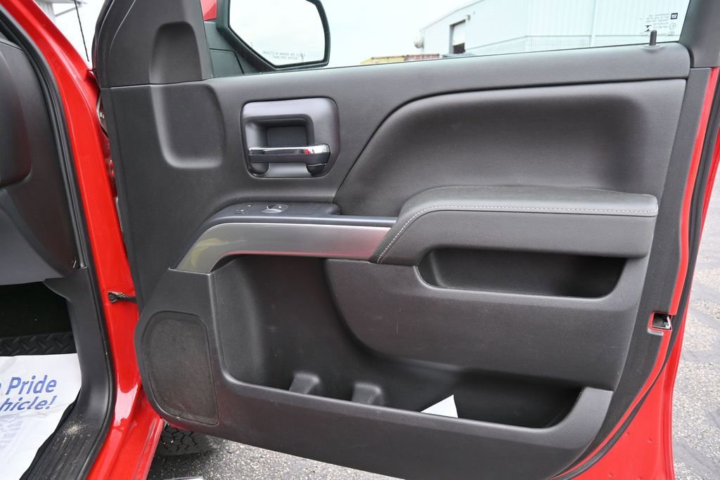 Used 2015 Chevrolet Silverado 2500 LT w/ LT Convenience Package AWD/4WD image 18