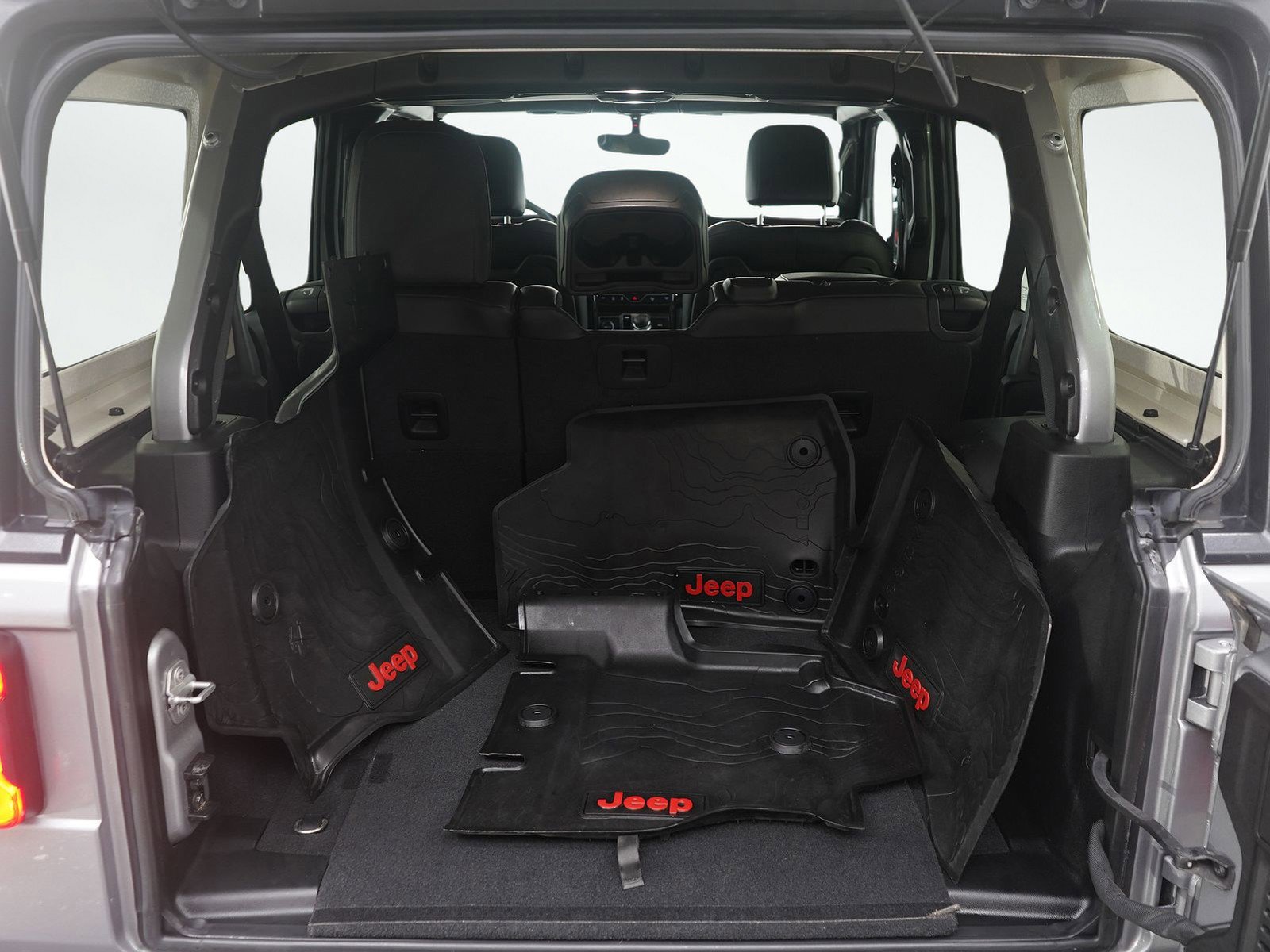 Used 2018 Jeep Wrangler Unlimited Rubicon image 9