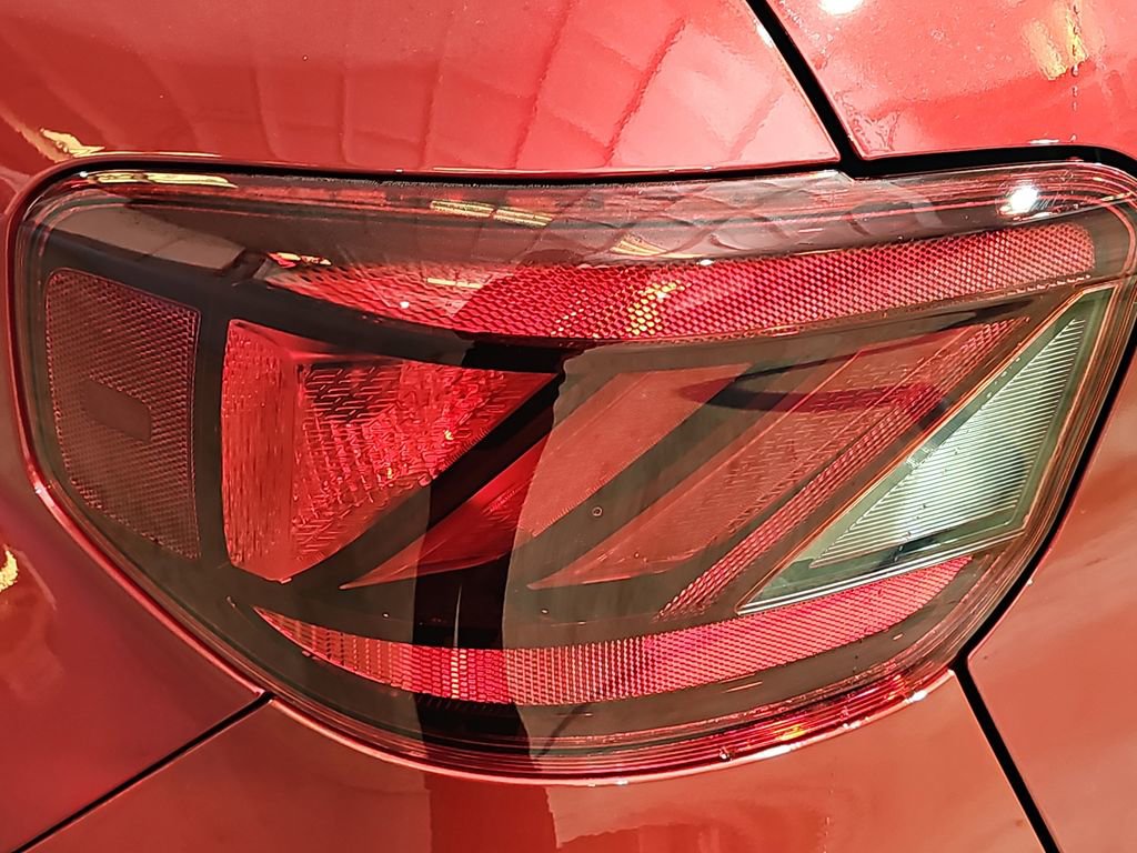 New 2026 Hyundai Venue SE image 32