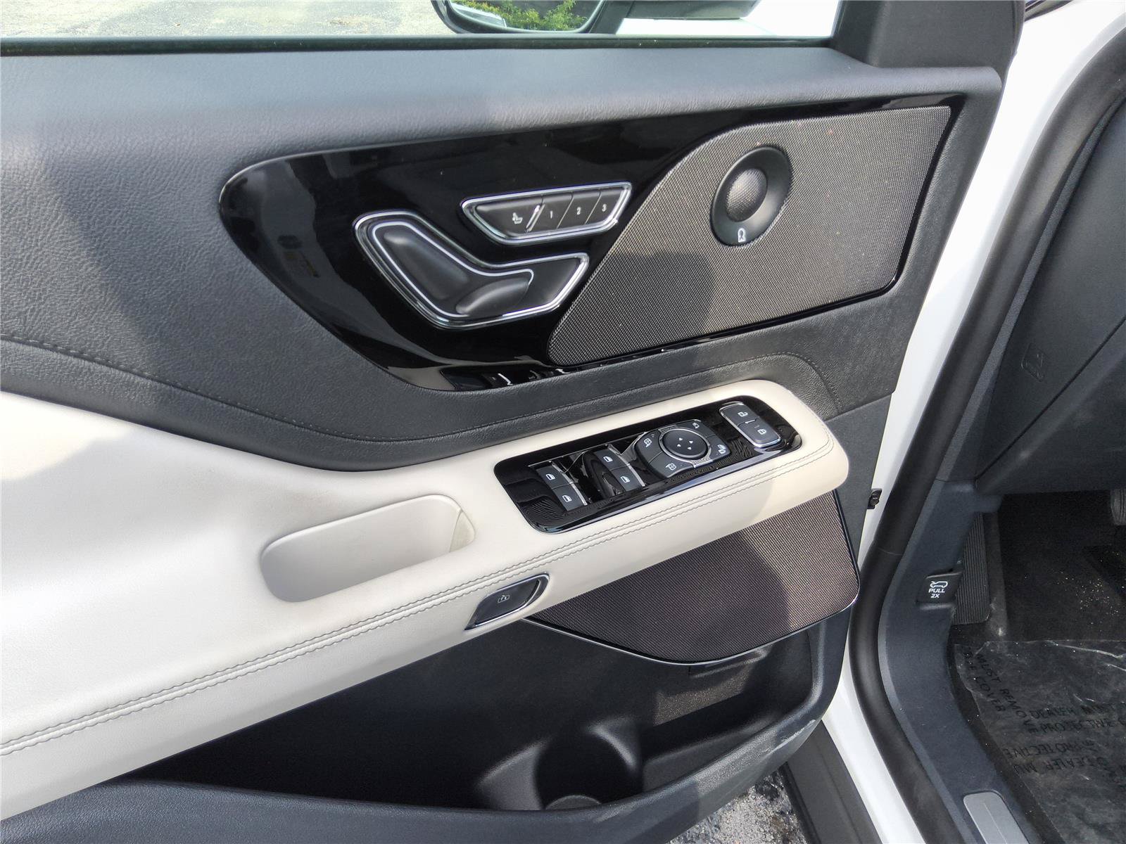 New 2026 Lincoln Aviator Reserve w/ Illumination Package RWD image 12