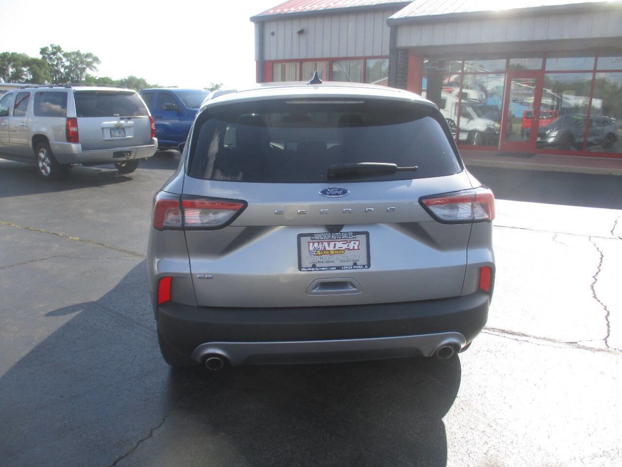 Used 2022 Ford Escape SE image 4