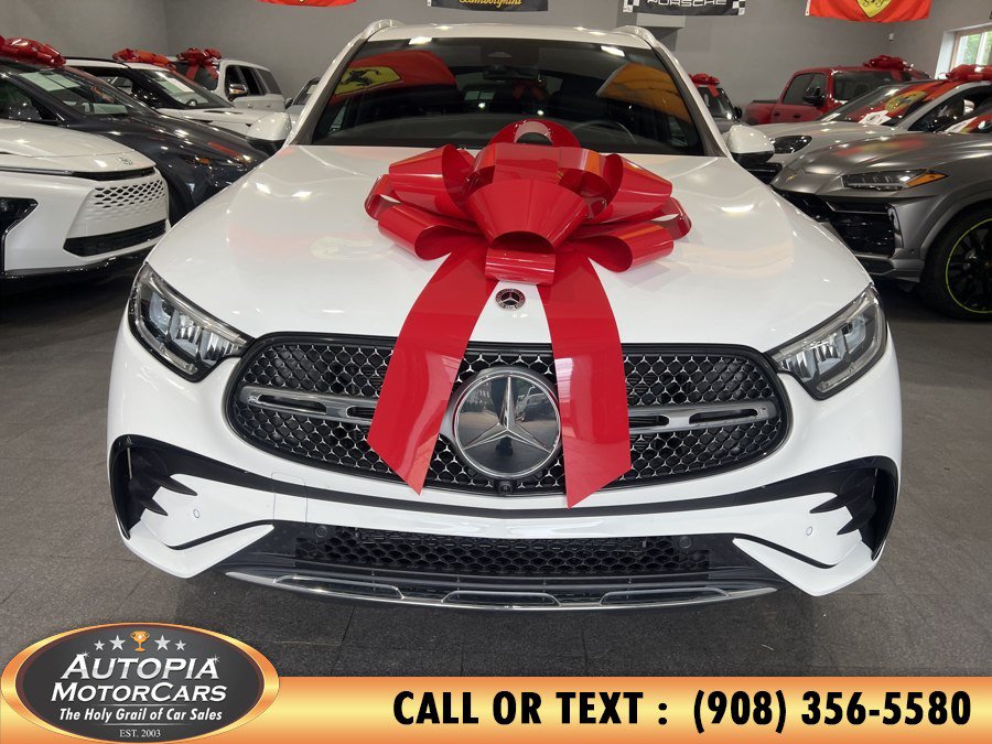 Used 2025 Mercedes-Benz GLC 350e 4MATIC w/ AMG Line image 7