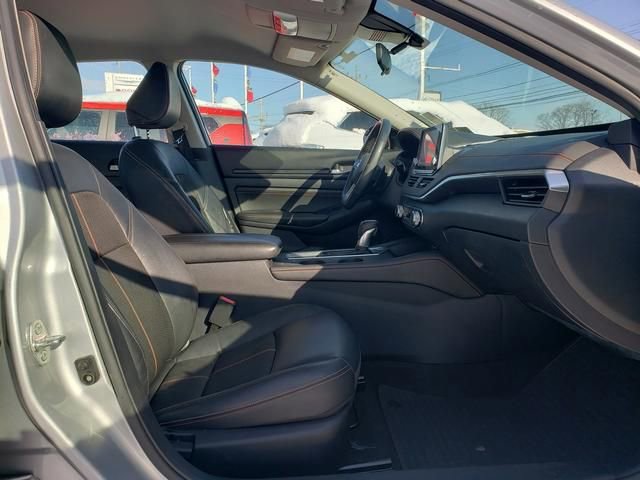 Used 2022 Nissan Altima 2.5 SR FWD image 26