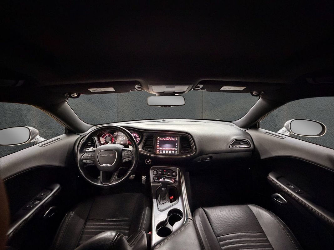Used 2016 Dodge Challenger R/T Scat Pack RWD image 30