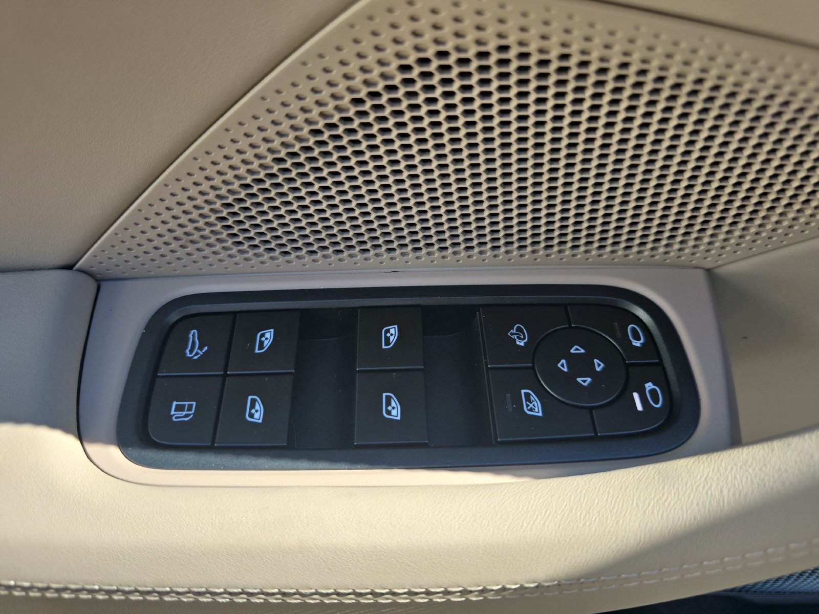 New 2026 Porsche Panamera 4S AWD/4WD image 15