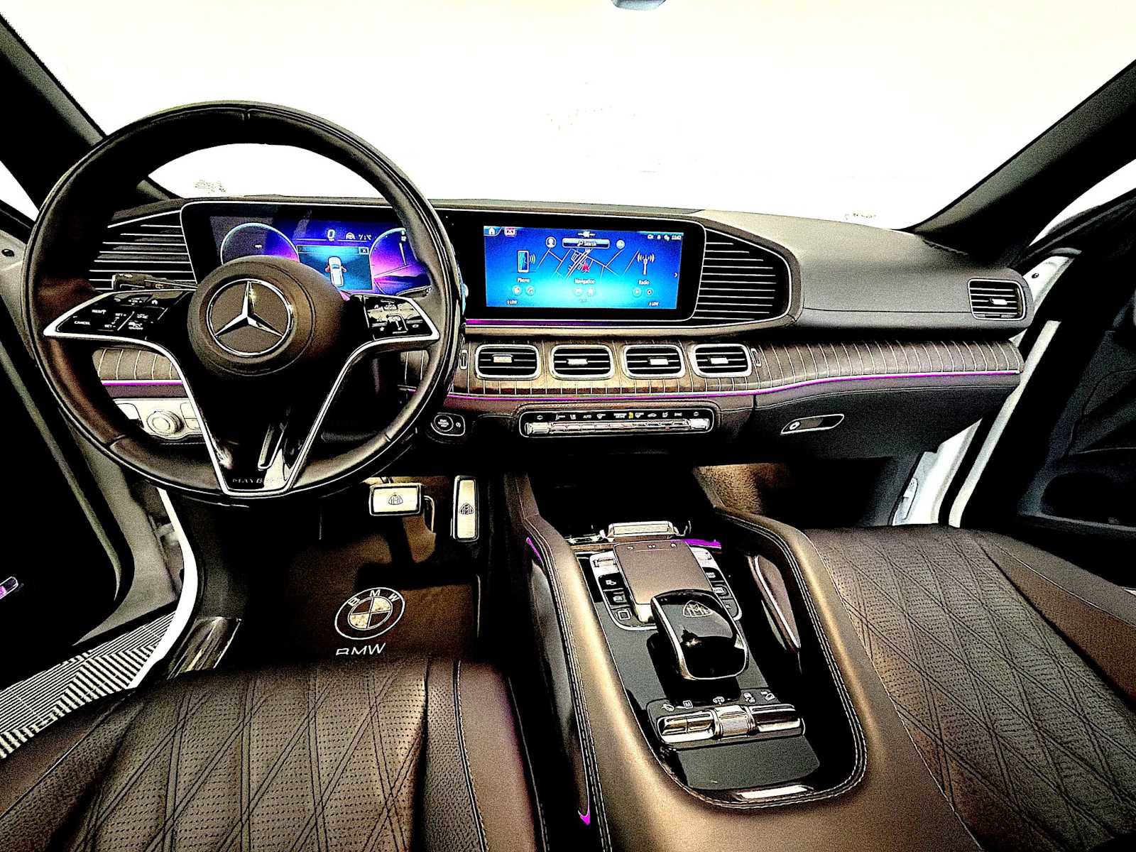 Used 2025 Mercedes-Benz Maybach GLS 600 4MATIC image 12