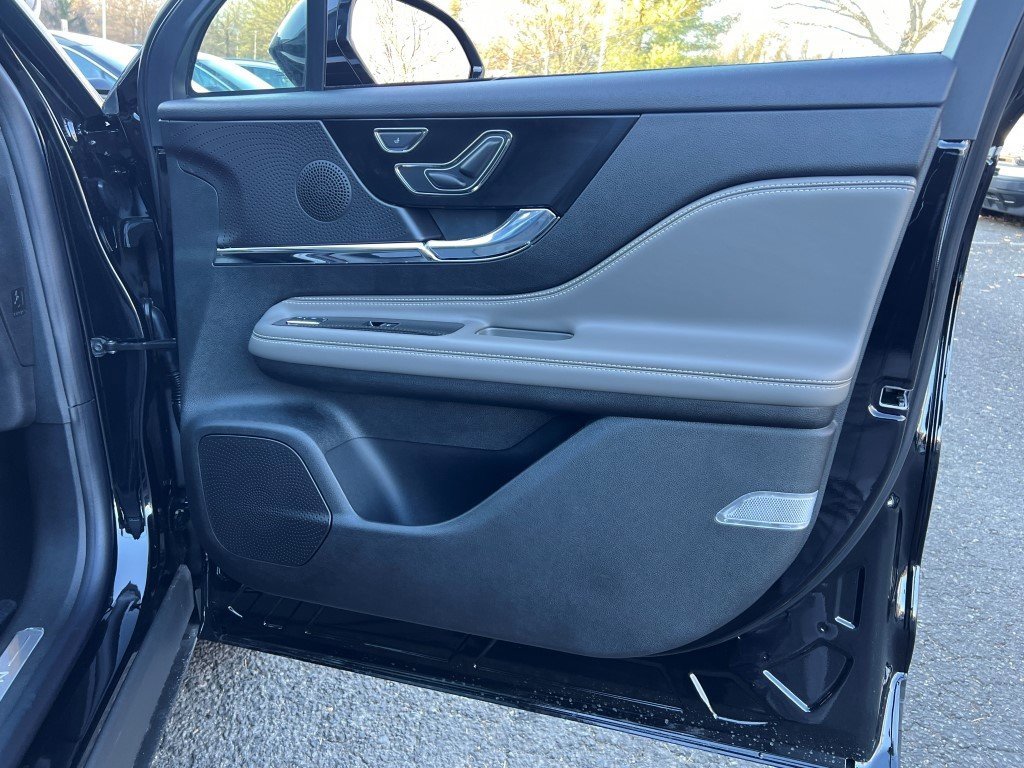 New 2026 Lincoln Corsair Premiere AWD/4WD image 7