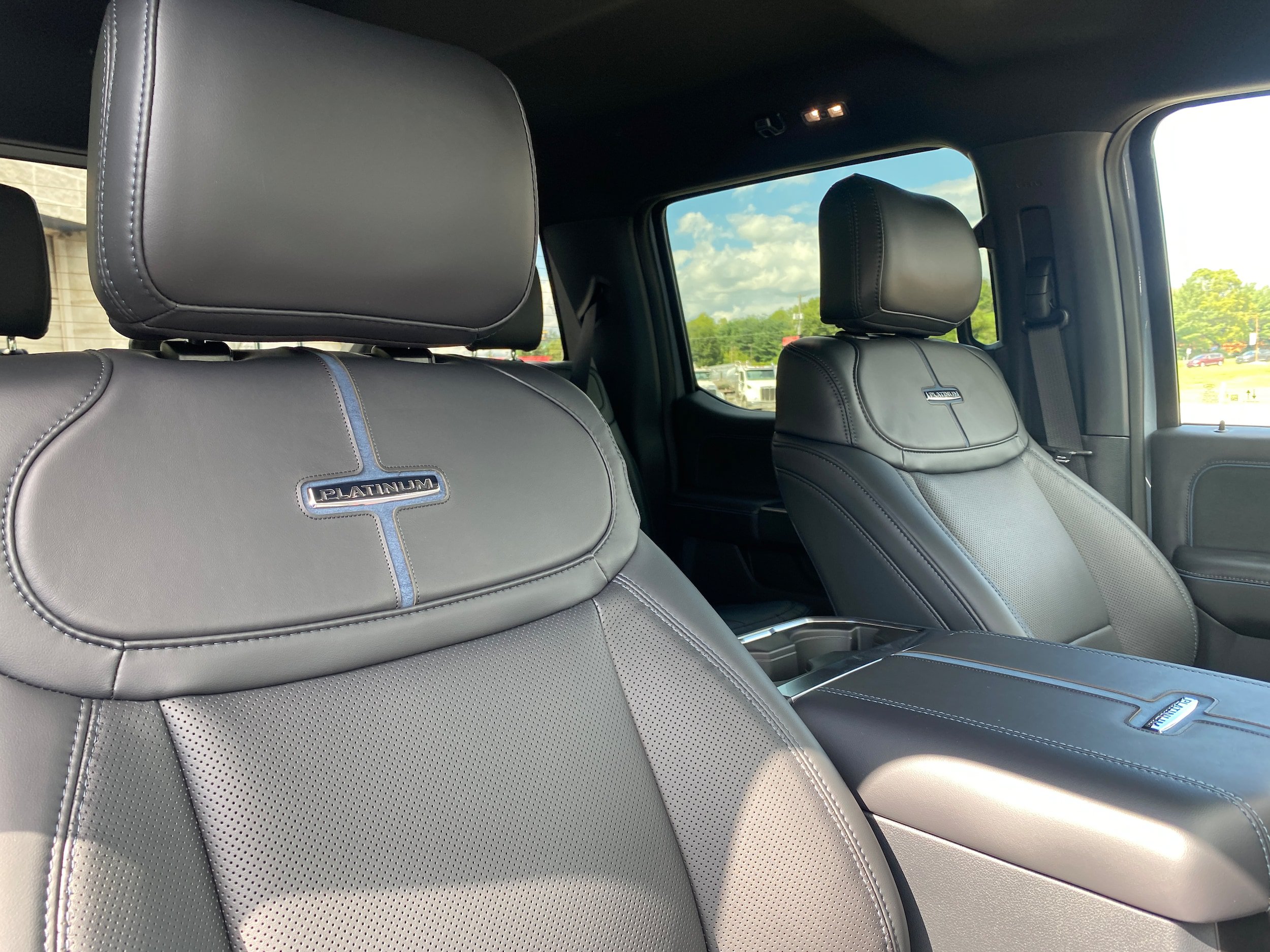 New 2026 Ford F350 Platinum w/ FX4 Off-Road Package AWD/4WD image 29