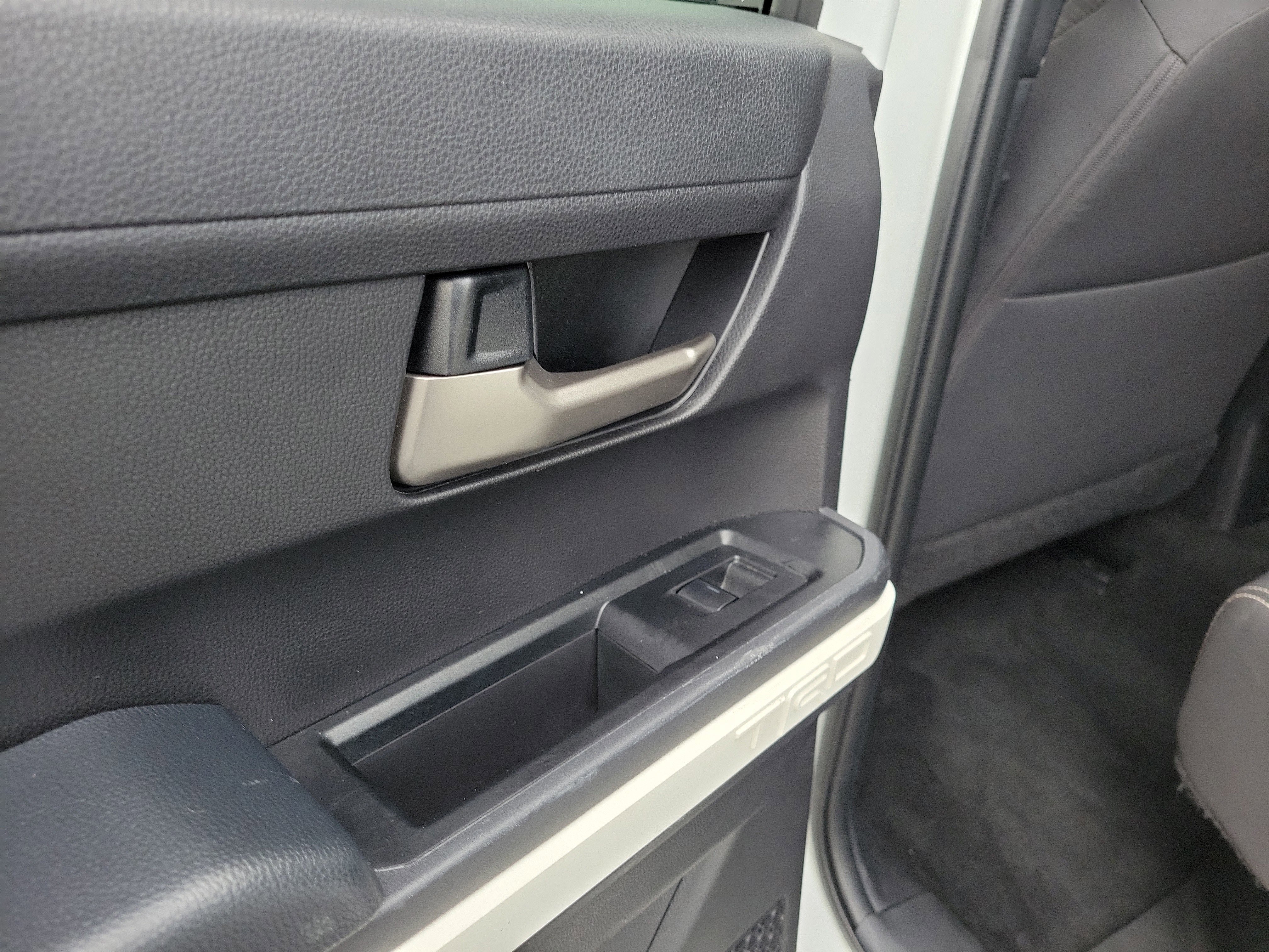 Used 2024 Toyota Tacoma TRD Off-Road image 13