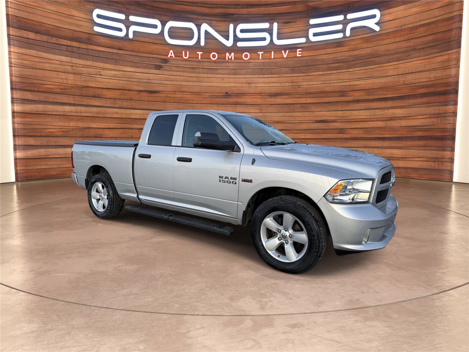 Used 2016 RAM 1500 Express image 8