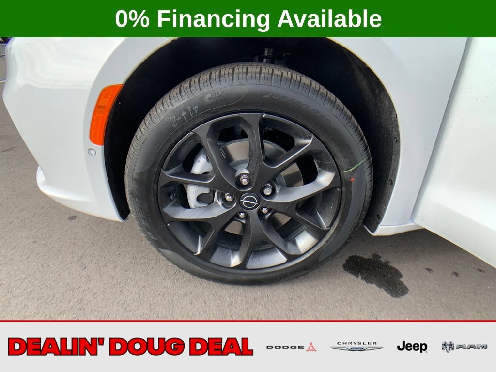 New 2026 Chrysler Pacifica Select w/ S Appearance Package AWD/4WD image 27