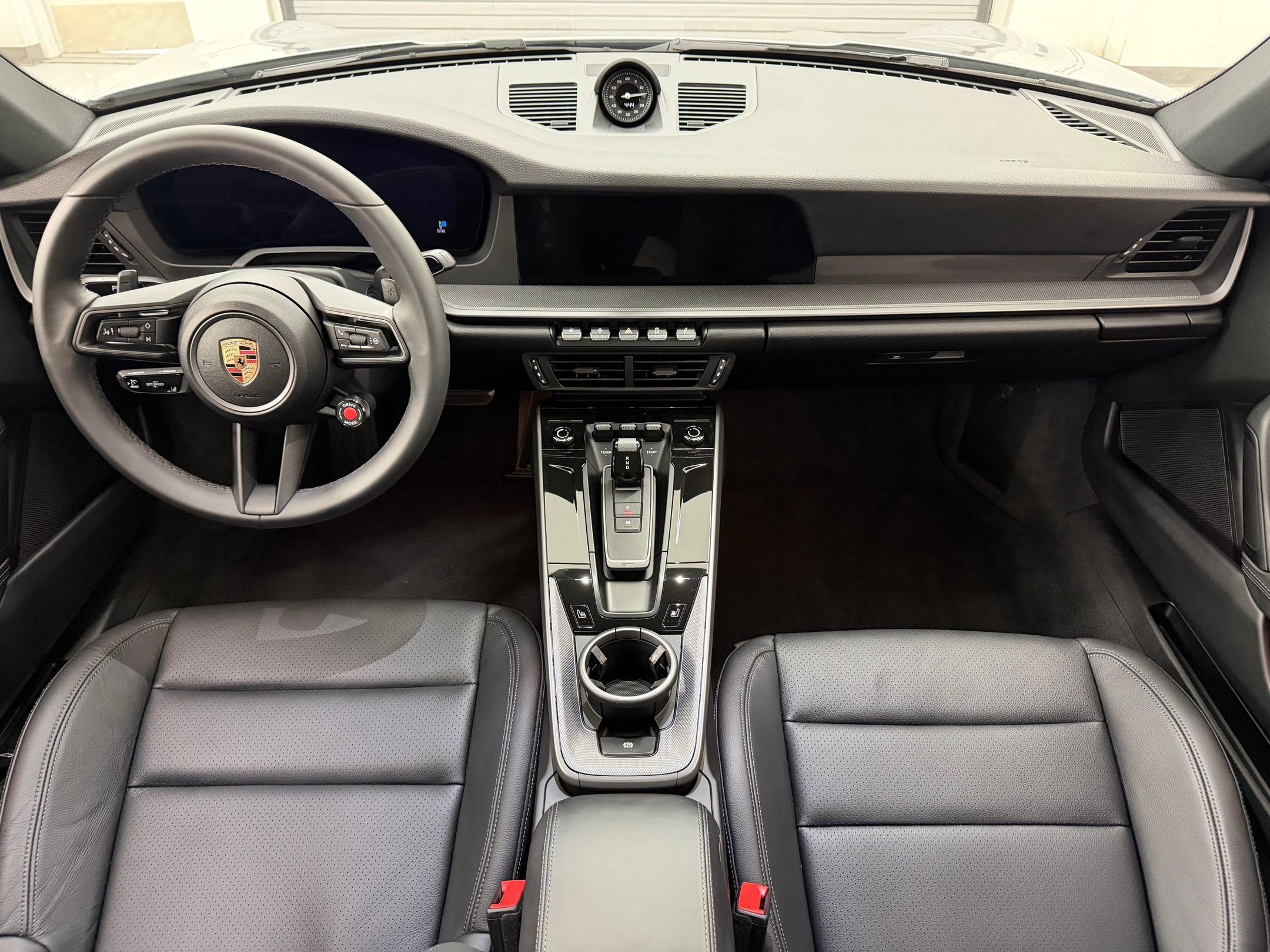 Certified 2025 Porsche 911 Carrera RWD image 16