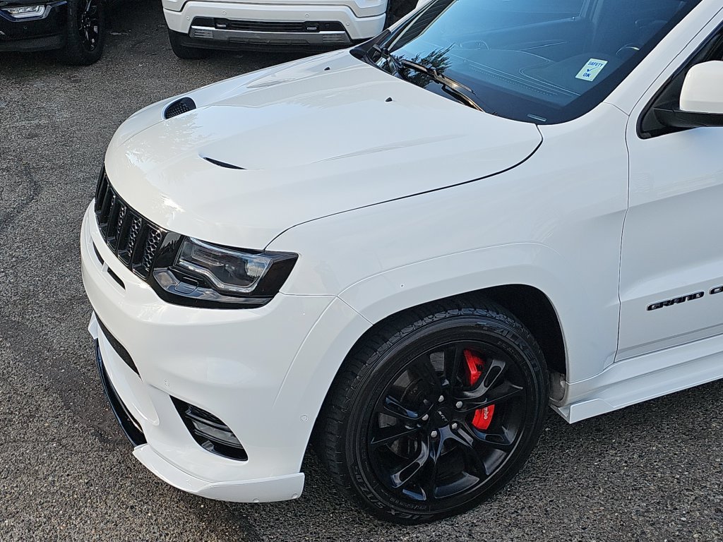 Used 2017 Jeep Grand Cherokee SRT AWD/4WD image 21