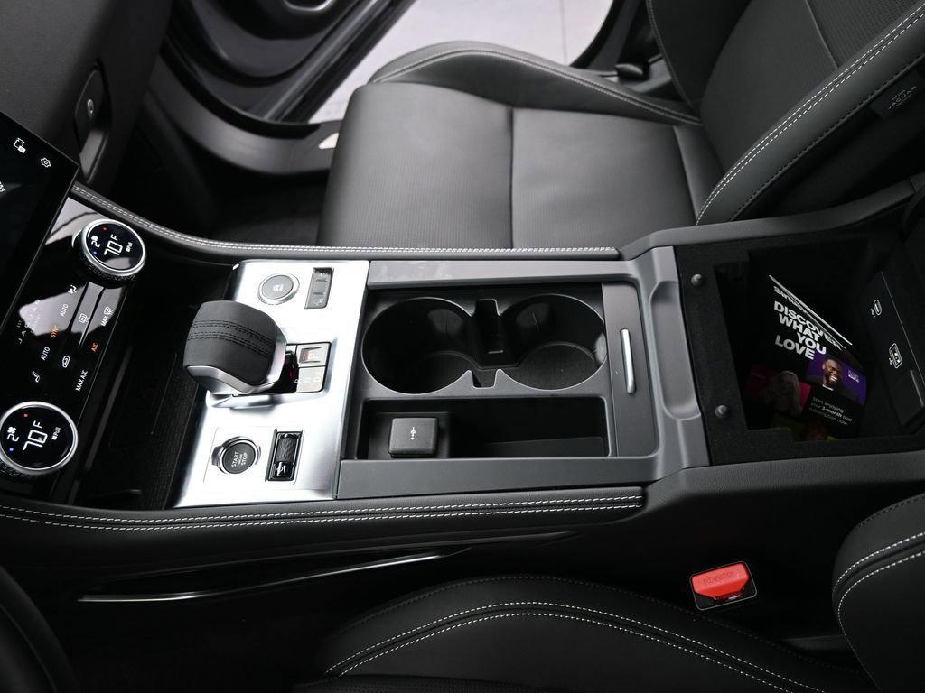 New 2026 Jaguar F-PACE R-Dynamic S image 27