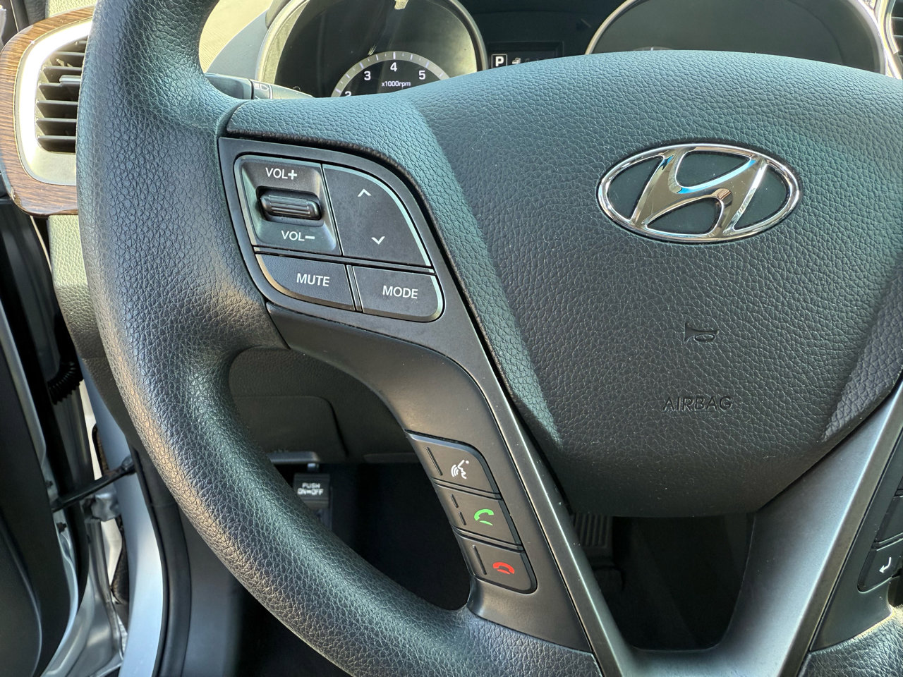 Used 2018 Hyundai Santa Fe Sport image 21