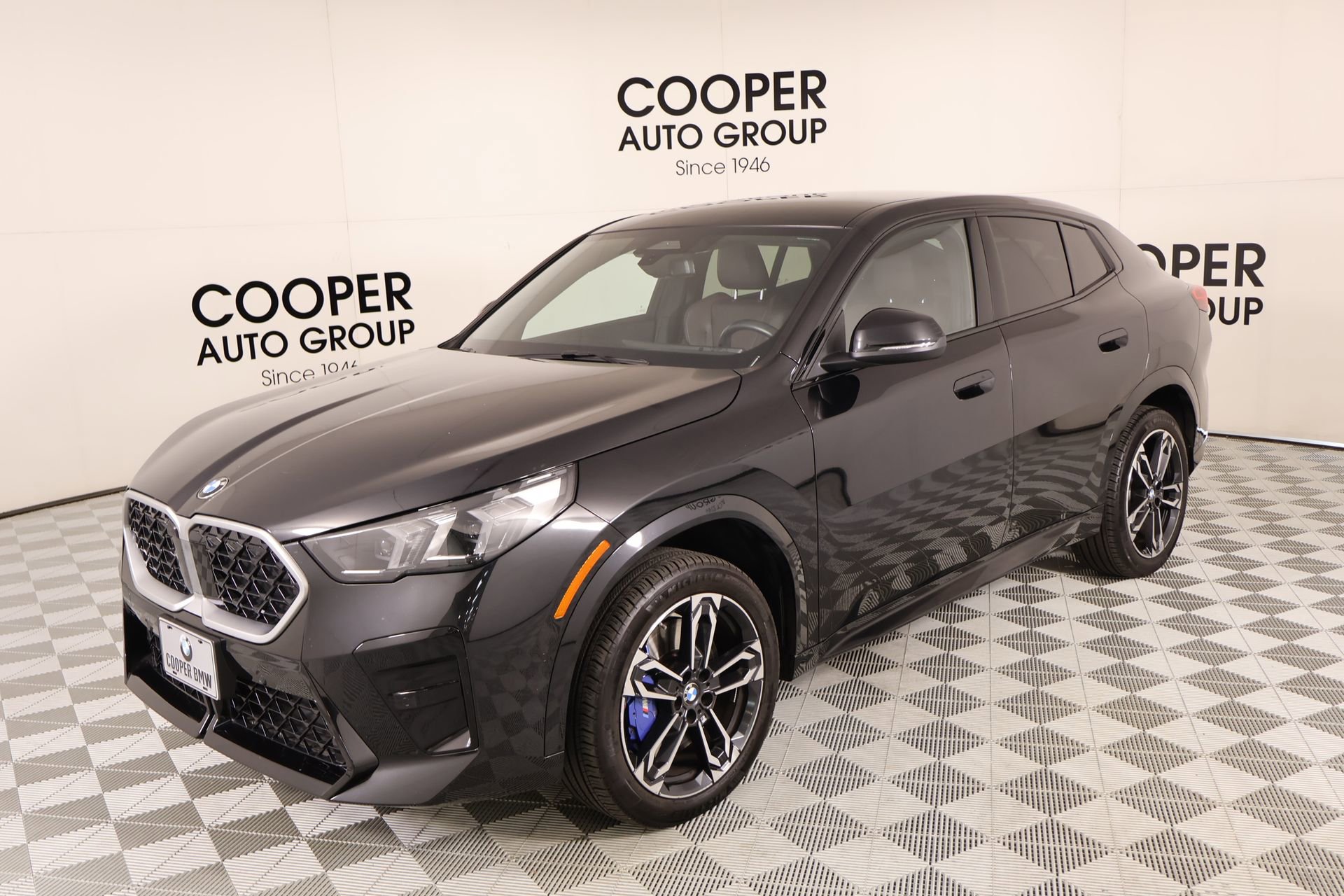 Used 2025 BMW X2 xDrive28i AWD/4WD image 10