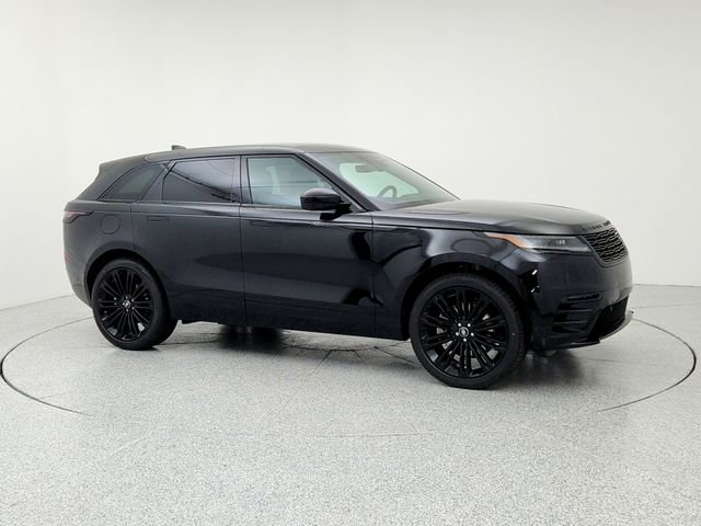 New 2026 Land Rover Range Rover Velar Dynamic SE image 3