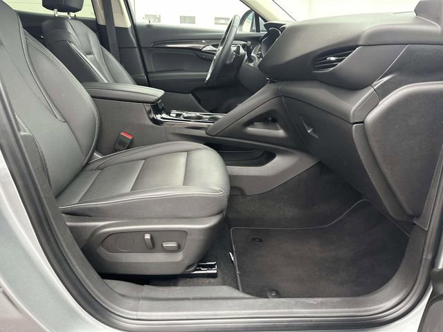 Used 2023 Buick Envision Essence image 19